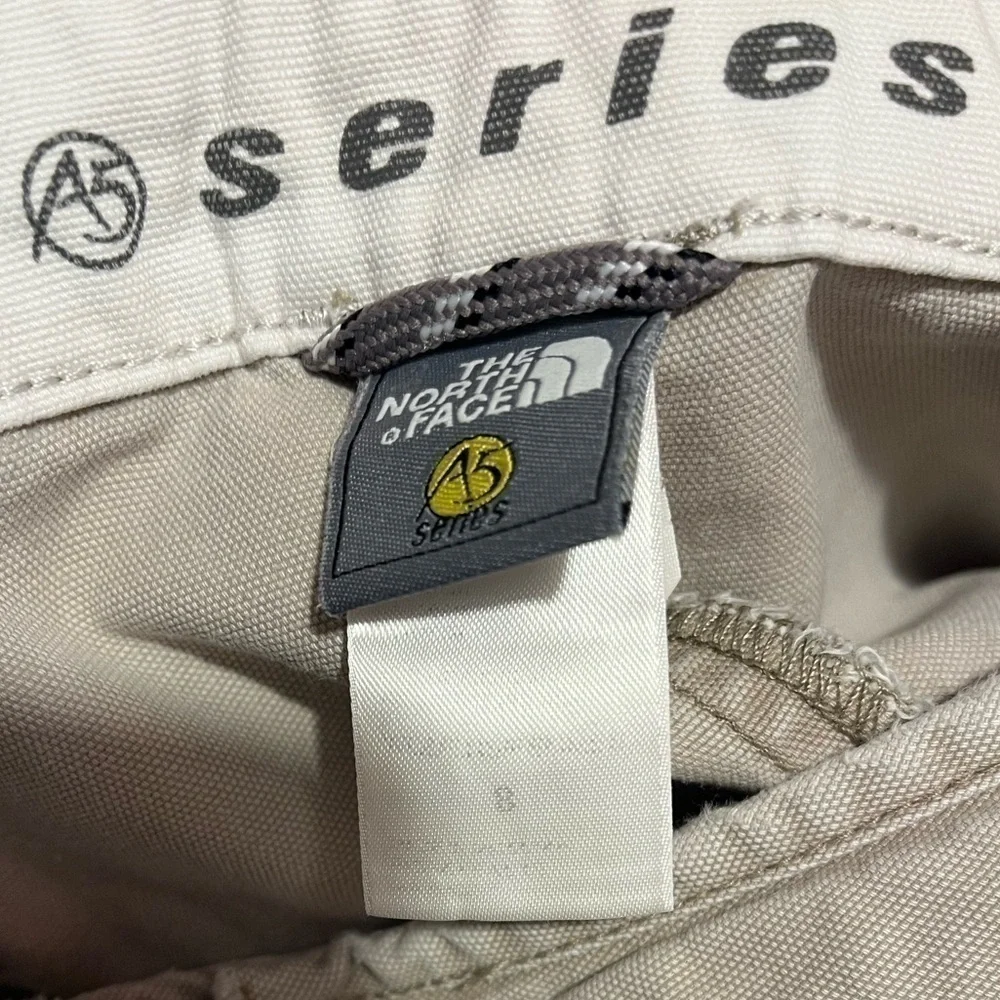 The North Face A5 Series Khaki Skirt Sz 8